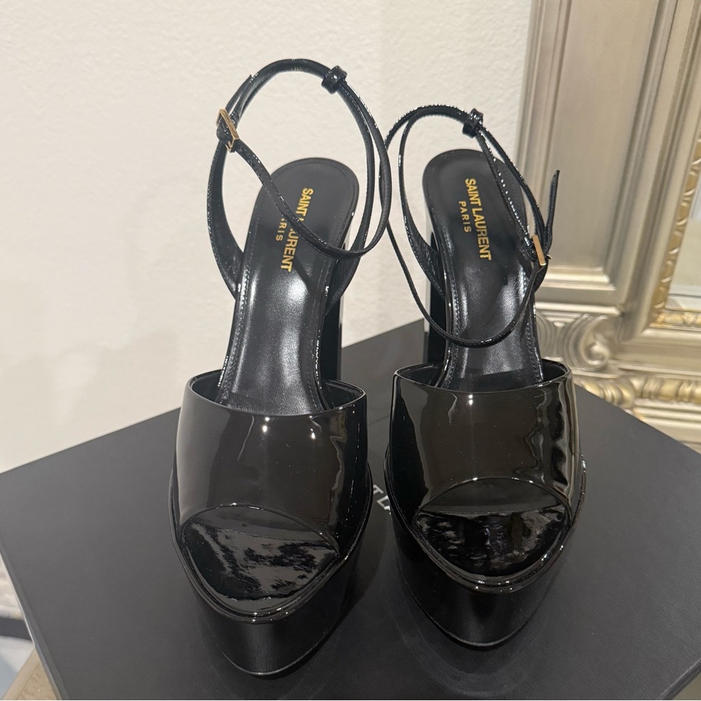 BRAND NEW!!!!!  Saint Laurent Jodie Platform Sandal